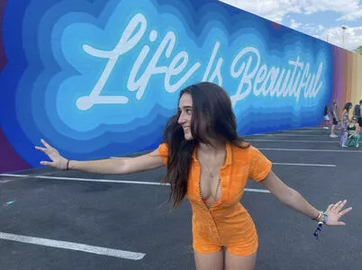 Karinne Elizabeth / _karineelizabeth nude photo #0006