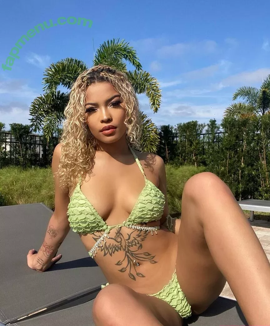 Karisa.ccc OnlyFans Leak: Nude photo #