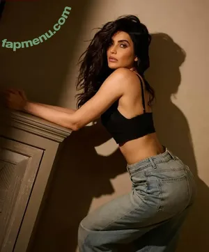 Karishma Tanna / karishmaktanna nude photo #0006