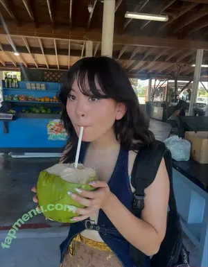 Kariwahh / kawiwi nude photo #0020