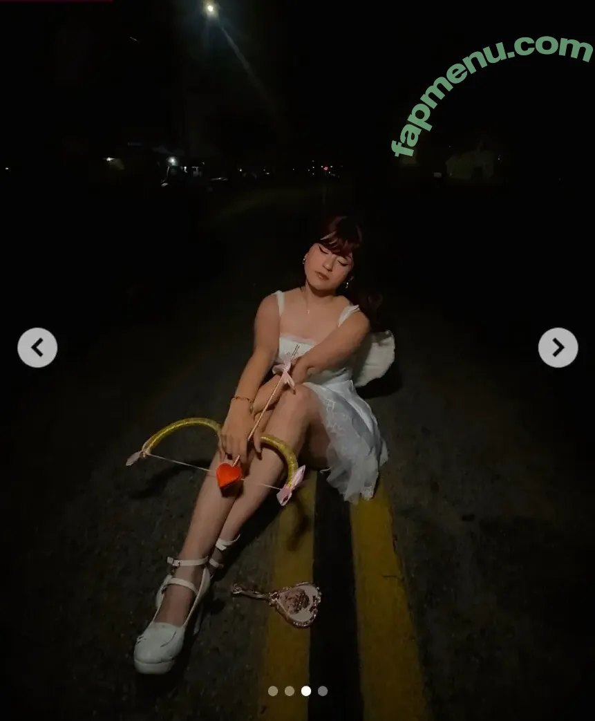 Kariwahh nude photo #0040 (kawiwi)