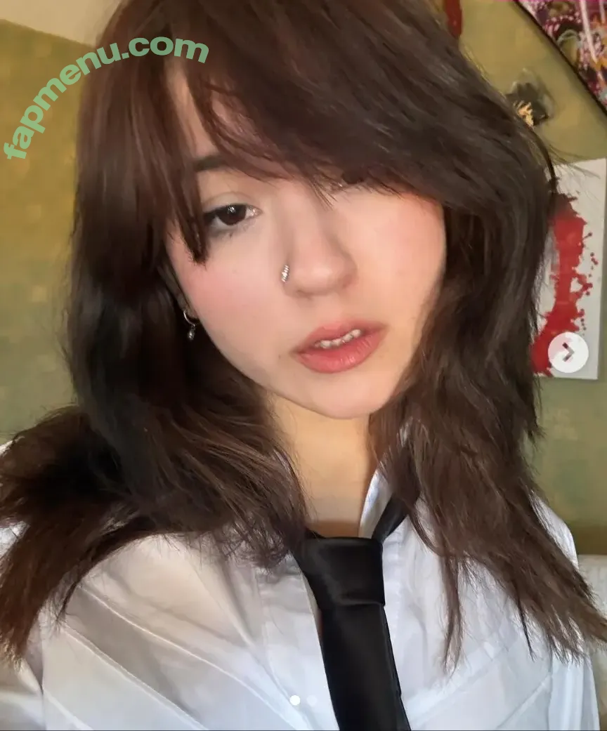 Kariwahh nude photo #0050 (kawiwi)