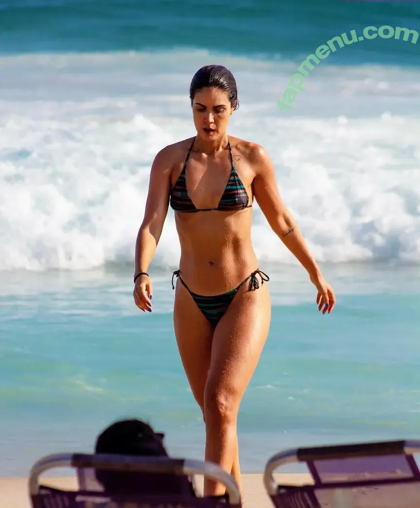 Karla Albuquerque nude photo #0014 (karlajornalismo)