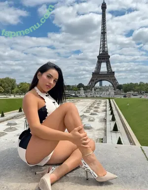 Karla Bustillos / karbgarcia / karlybustillosg nude photo #0094