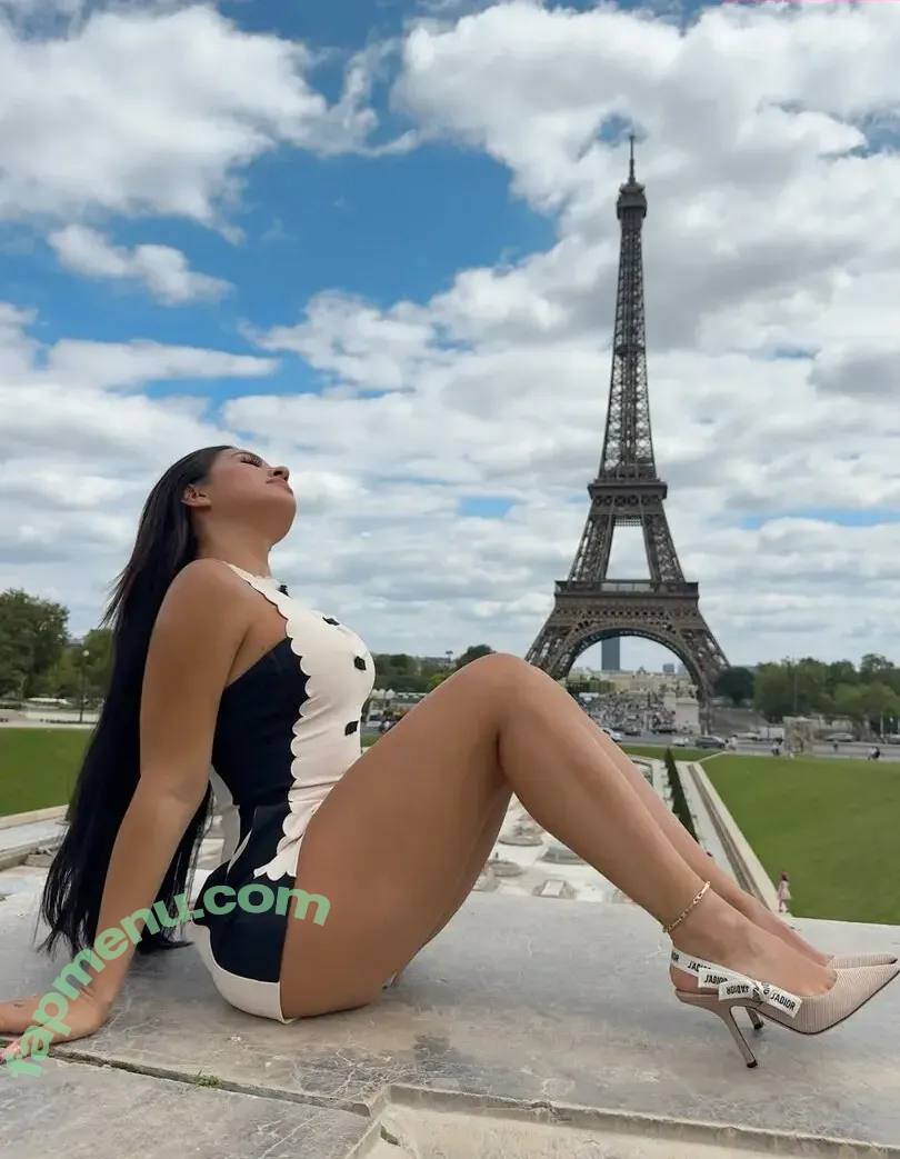 Karla Bustillos nude photo #0098 (karbgarcia / karlybustillosg)