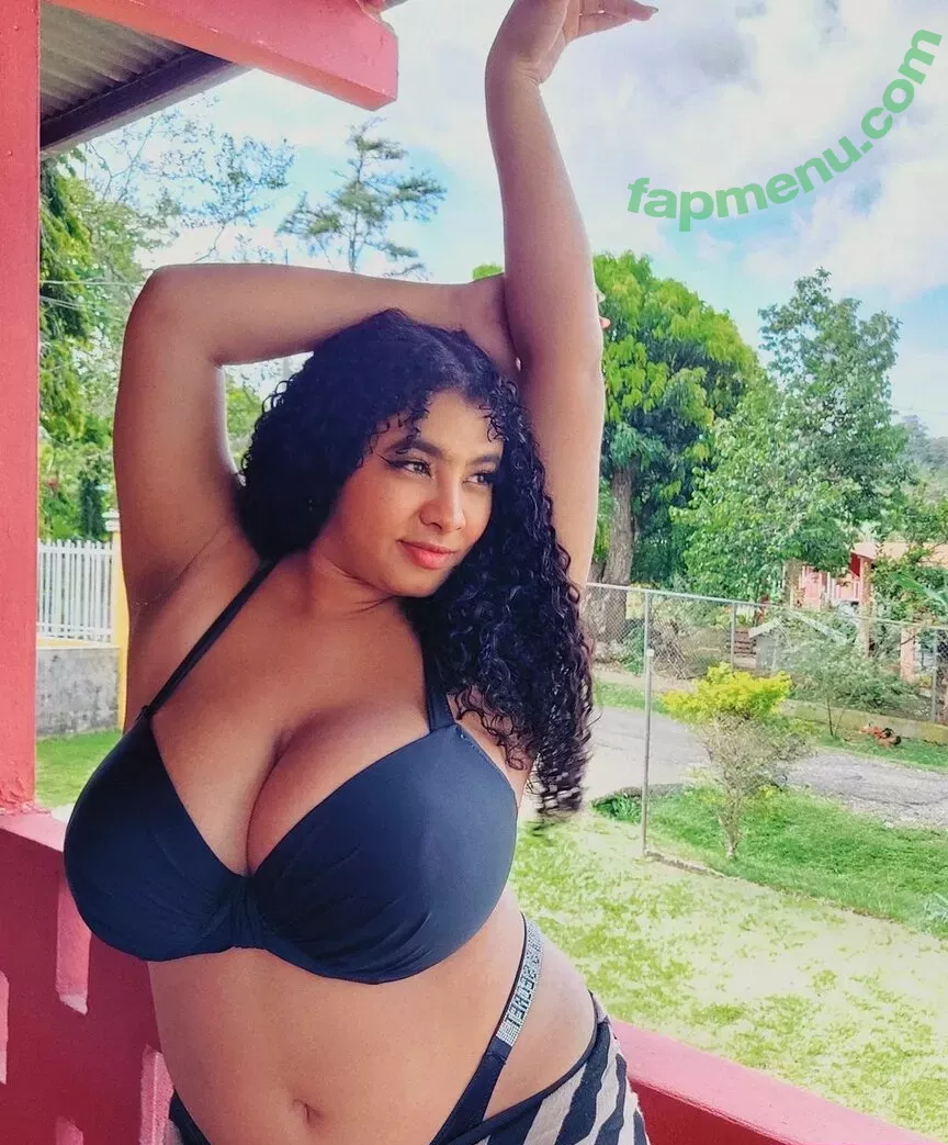 Karlamelito nude photo #0008 (Karlamelito)