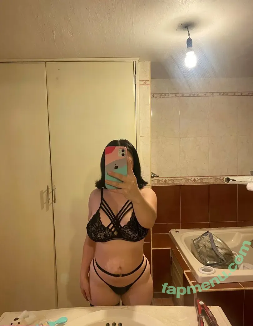 karlaruiz05 nude photo #0025 (karlaruiz05)