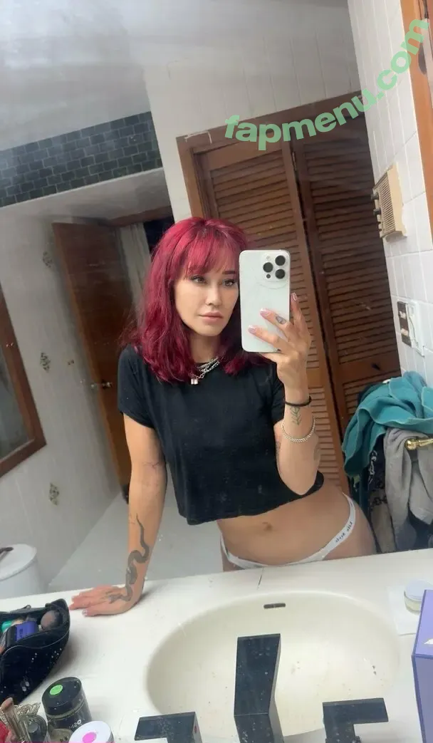 karleaxoxo nude photo #0394 (karleaboyer)