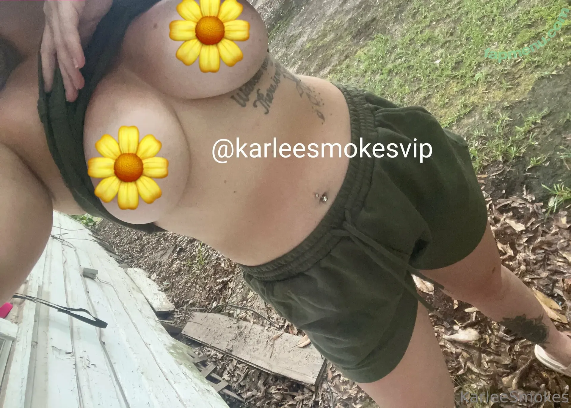 karleesmokestease nude photo #0019 (karleesmokestease)