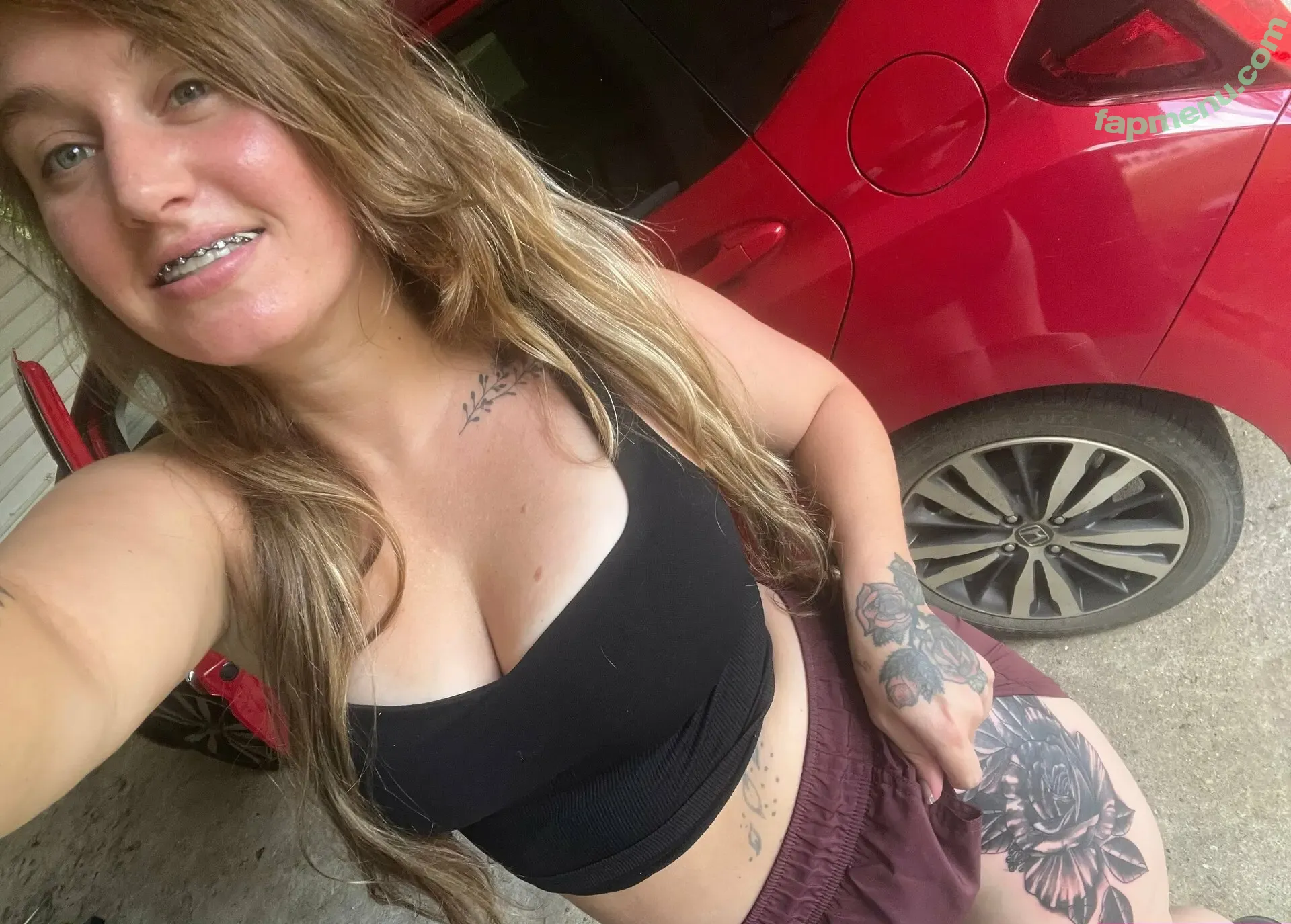 karleesmokestease nude photo #0026 (karleesmokestease)