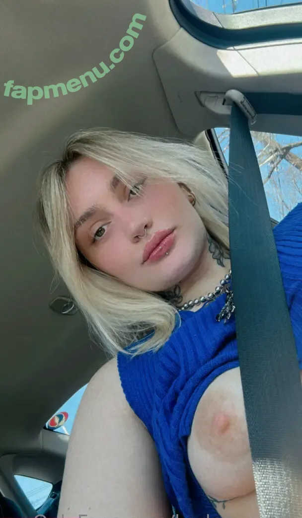 karleexrosee nude photo #0124 (notkarleerose)