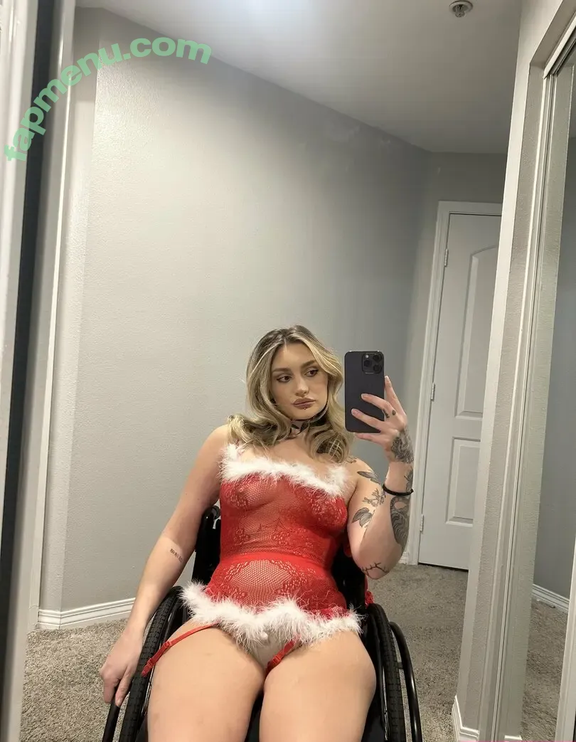 karleexrosee nude photo #0126 (notkarleerose)