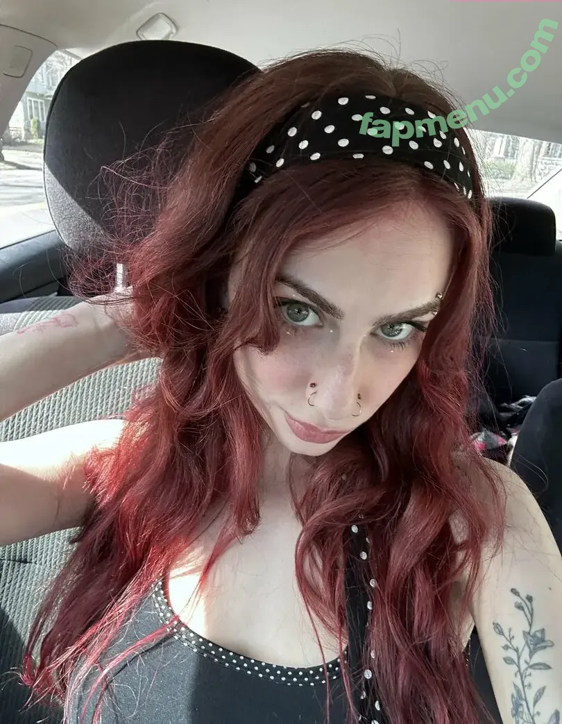 karleexx01 nude photo #0001 (karleexd01 / karleexrosee)