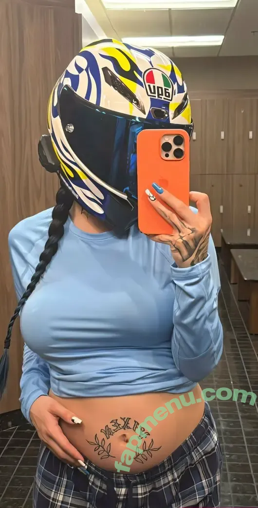 Karli Mergenthaler nude photo #0092 (karlimerg / karlimergen / karlimergenthaler / onlykarli / xokarliannexo)