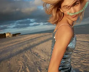 Karlie Kloss / karliekloss nude photo #0496