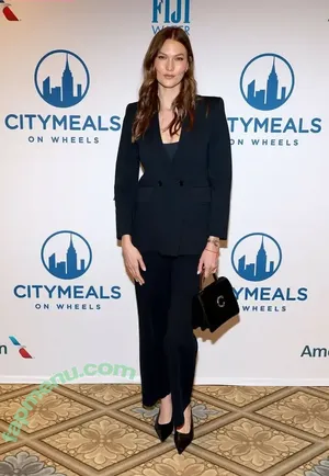 Karlie Kloss / karliekloss nude photo #0638