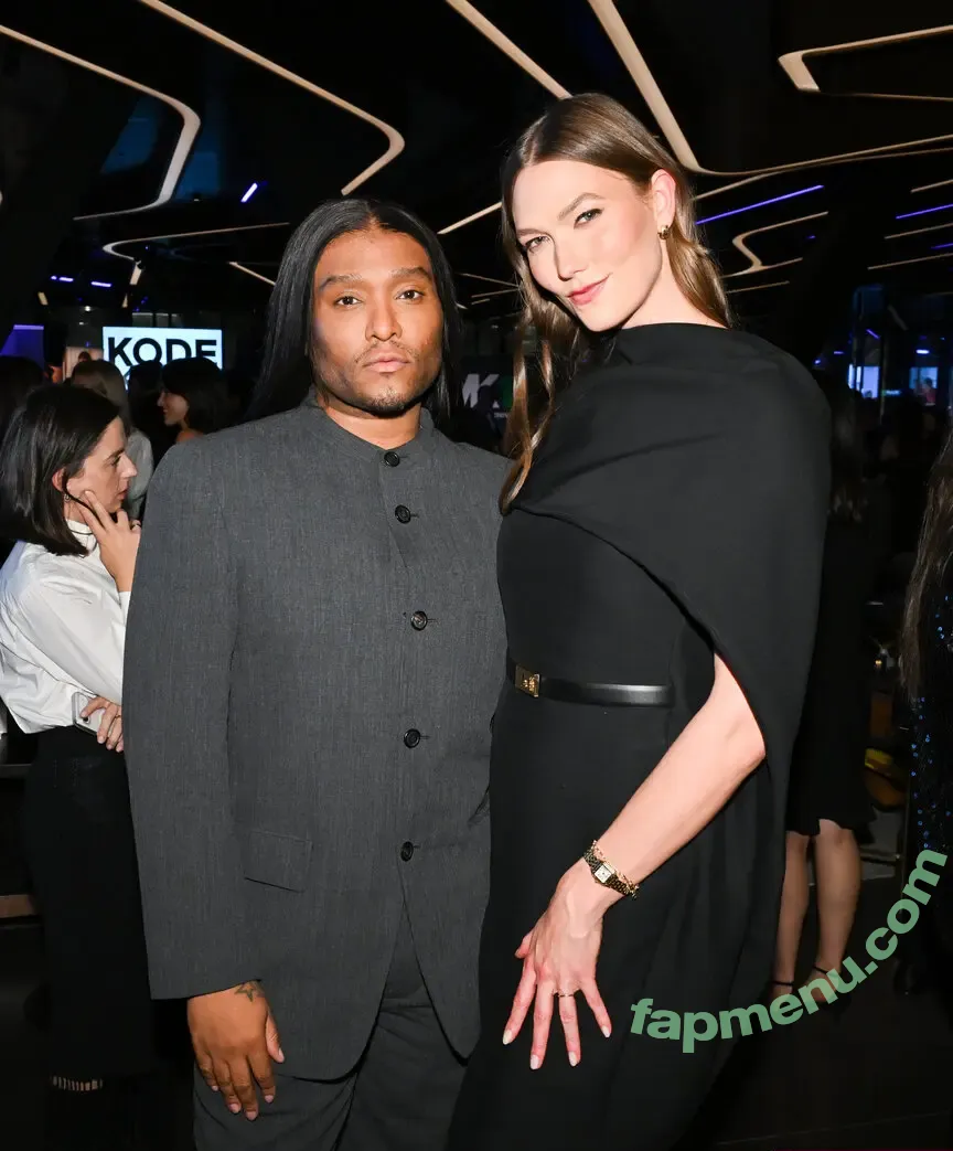 Karlie Kloss nude photo #0619 (karliekloss)