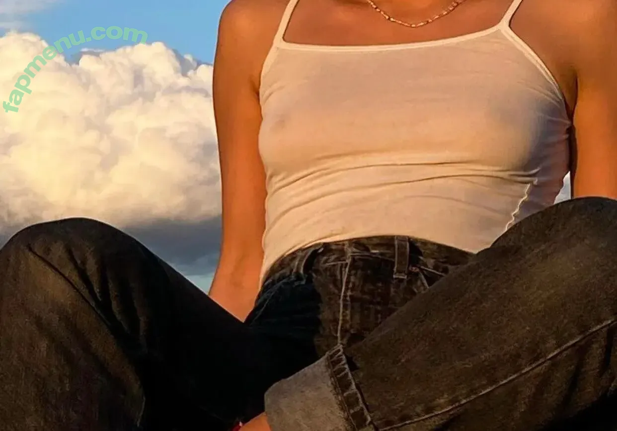 Karlotta Emilie Henke nude photo #0056 (karlotta.emilie)