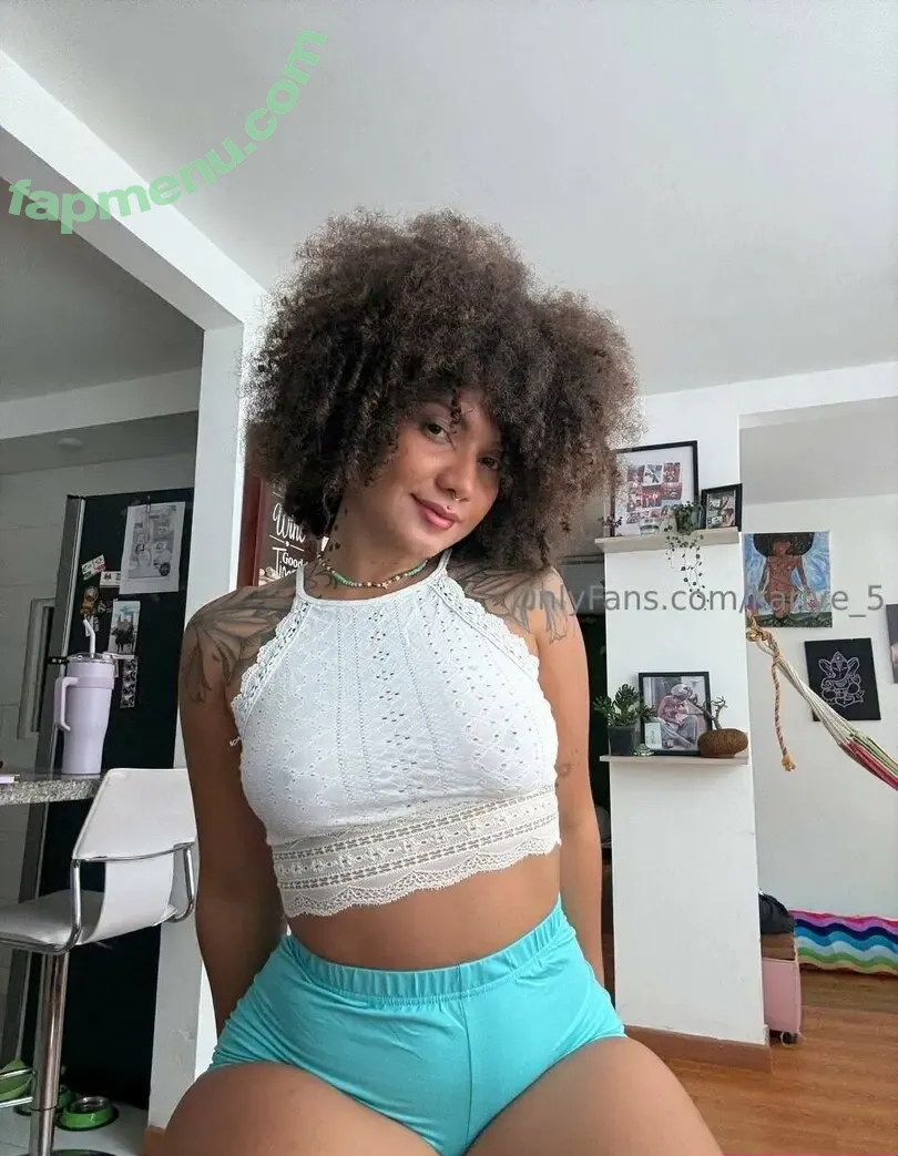 Karlye_5 nude photo #0023 (karlye.5)