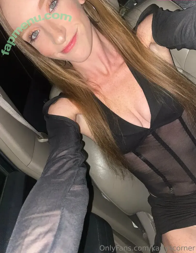 karlyscorner nude photo #0045 (karlyscorner_)