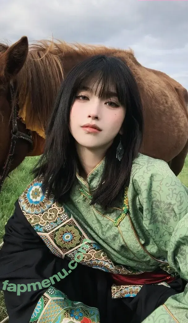 Karma_luey nude photo #0008 (karmaluvx3)