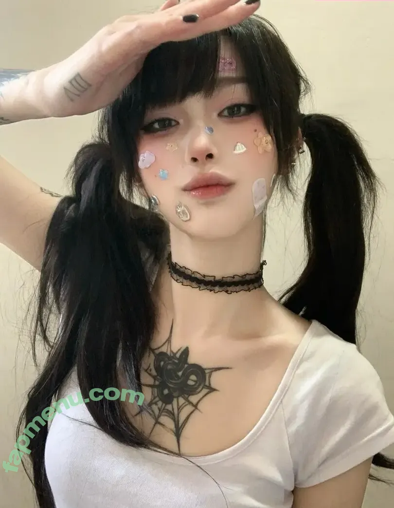 Karma_luey nude photo #0009 (karmaluvx3)