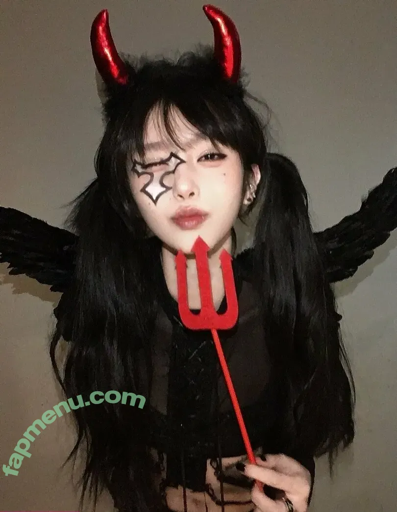 Karma_luey nude photo #0011 (karmaluvx3)