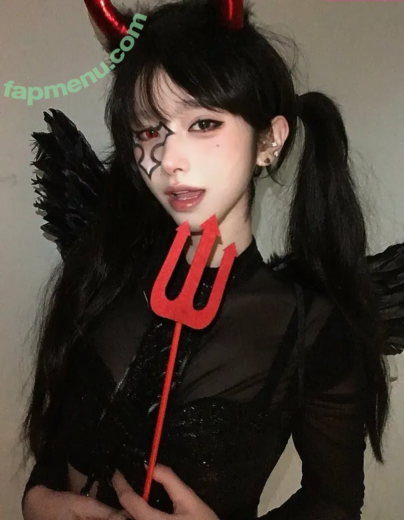 Karma_luey nude photo #0012 (karmaluvx3)