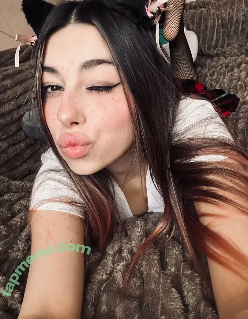 karmen_g nude photo #0003 (k4rmeng)