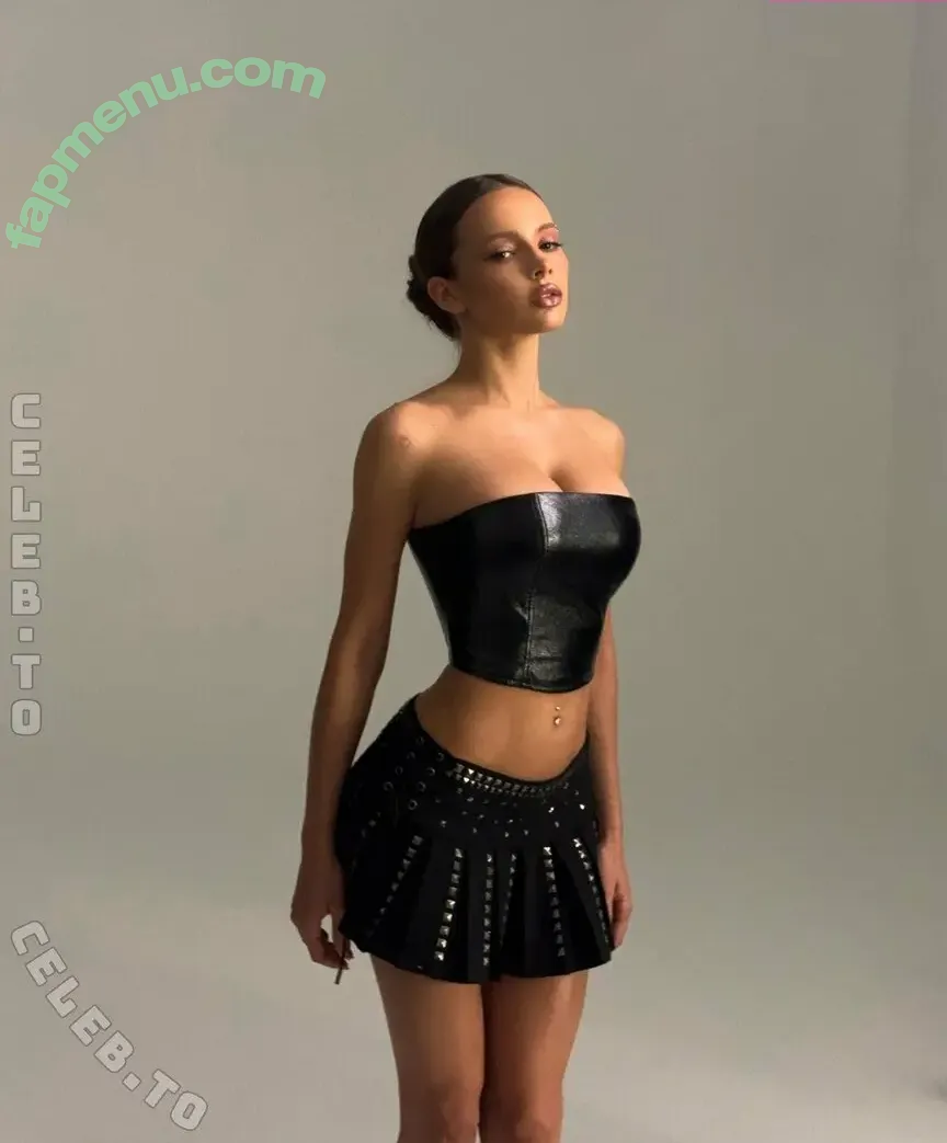 KarnaVal nude photo #0153 (KarnaVal8 / karna.val)