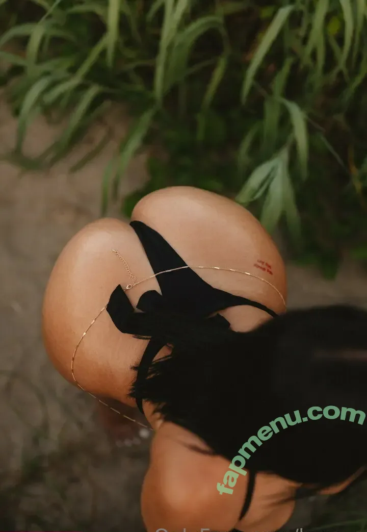 Karo_g nude photo #0040 (Karo_g)