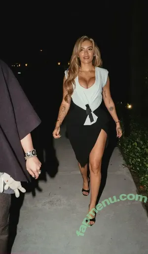 Karol G / karolg / karolgfriend nude photo #0567