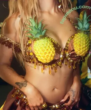 Karol G / karolg / karolgfriend nude photo #0616