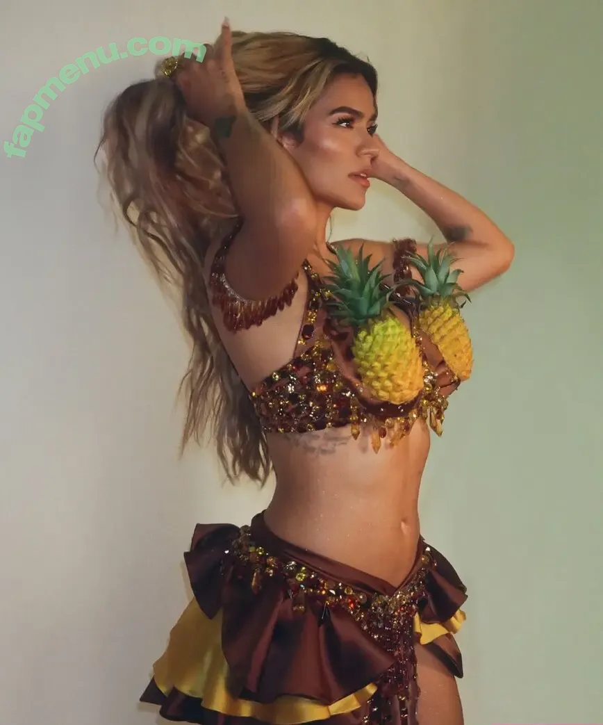 Karol G nude photo #0618 (karolg / karolgfriend)