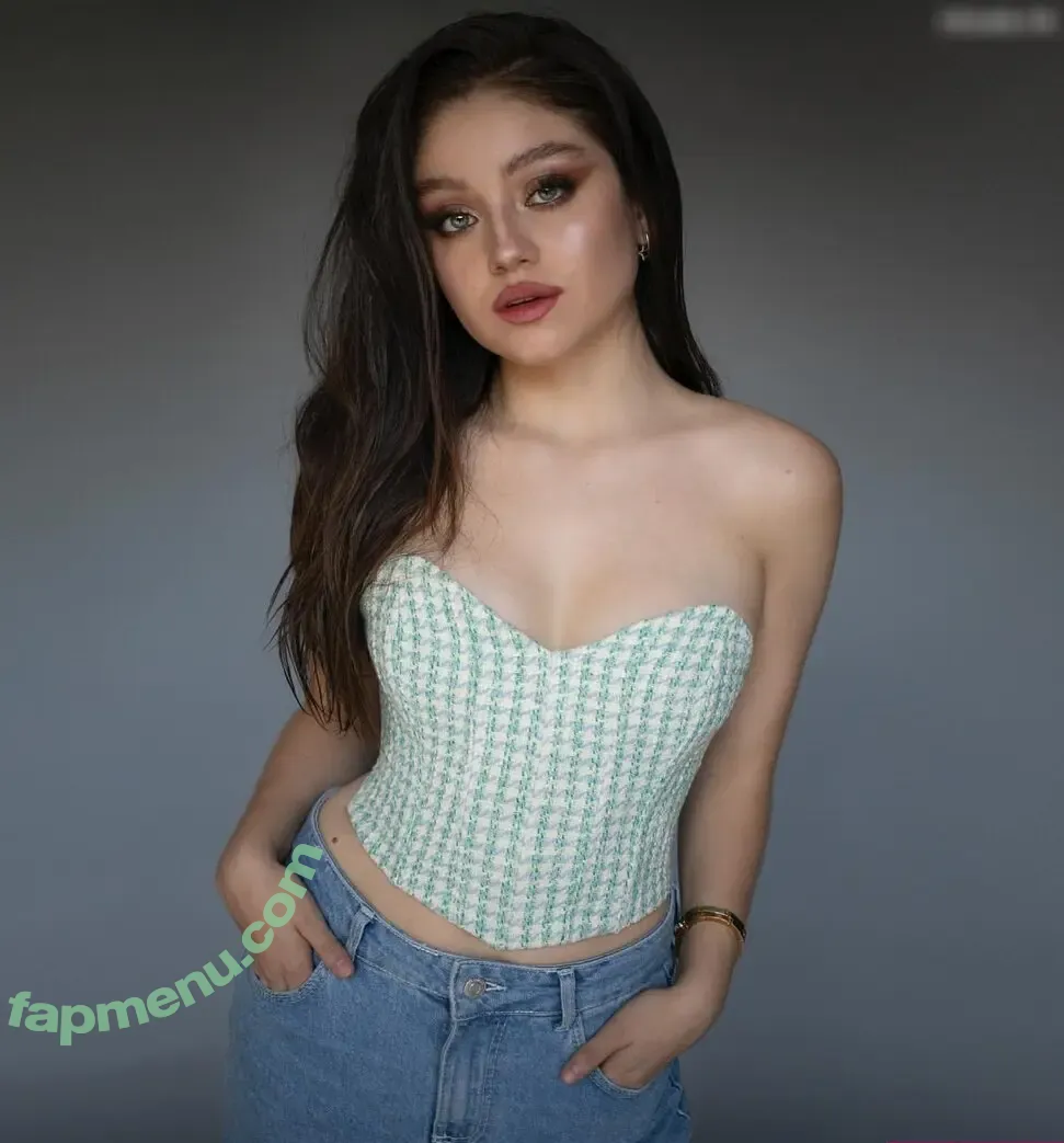 Karol Sevilla nude photo #0001 (karolsevillaofc)