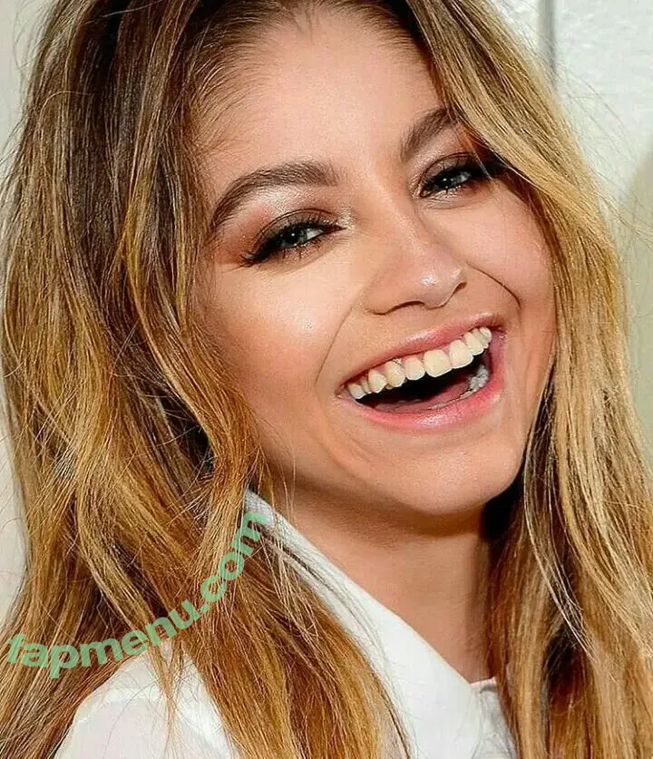 Karol Sevilla nude photo #0047 (karolsevillaofc)