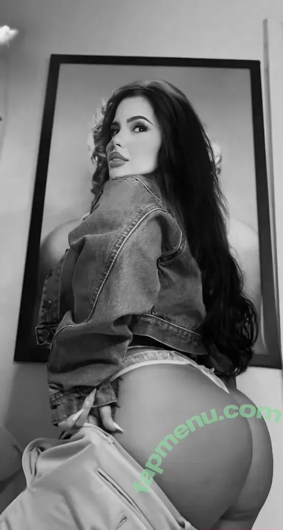 Karolayne Lorena nude photo #0020 (Privacy / karolayneloreena)