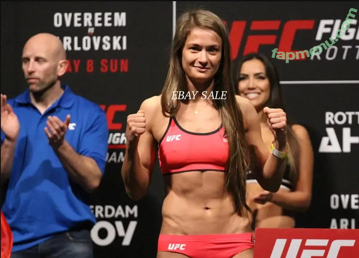 Karolina UFC nude photo #0004 (Karolina UFC)