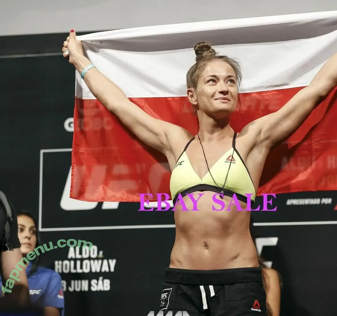 Karolina UFC nude photo #0007 (Karolina UFC)