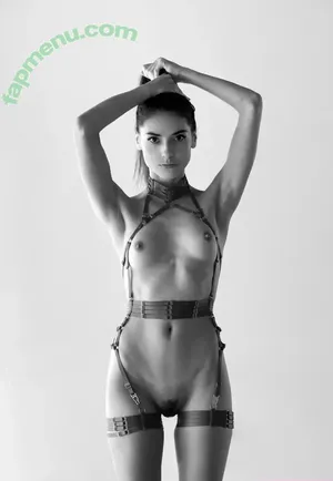 Karoline_eths / Karoline / Karolinepatreon1 / karoline_cc nude photo #0012