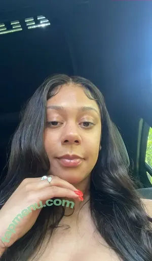 Karrahbooo nude photo #0032