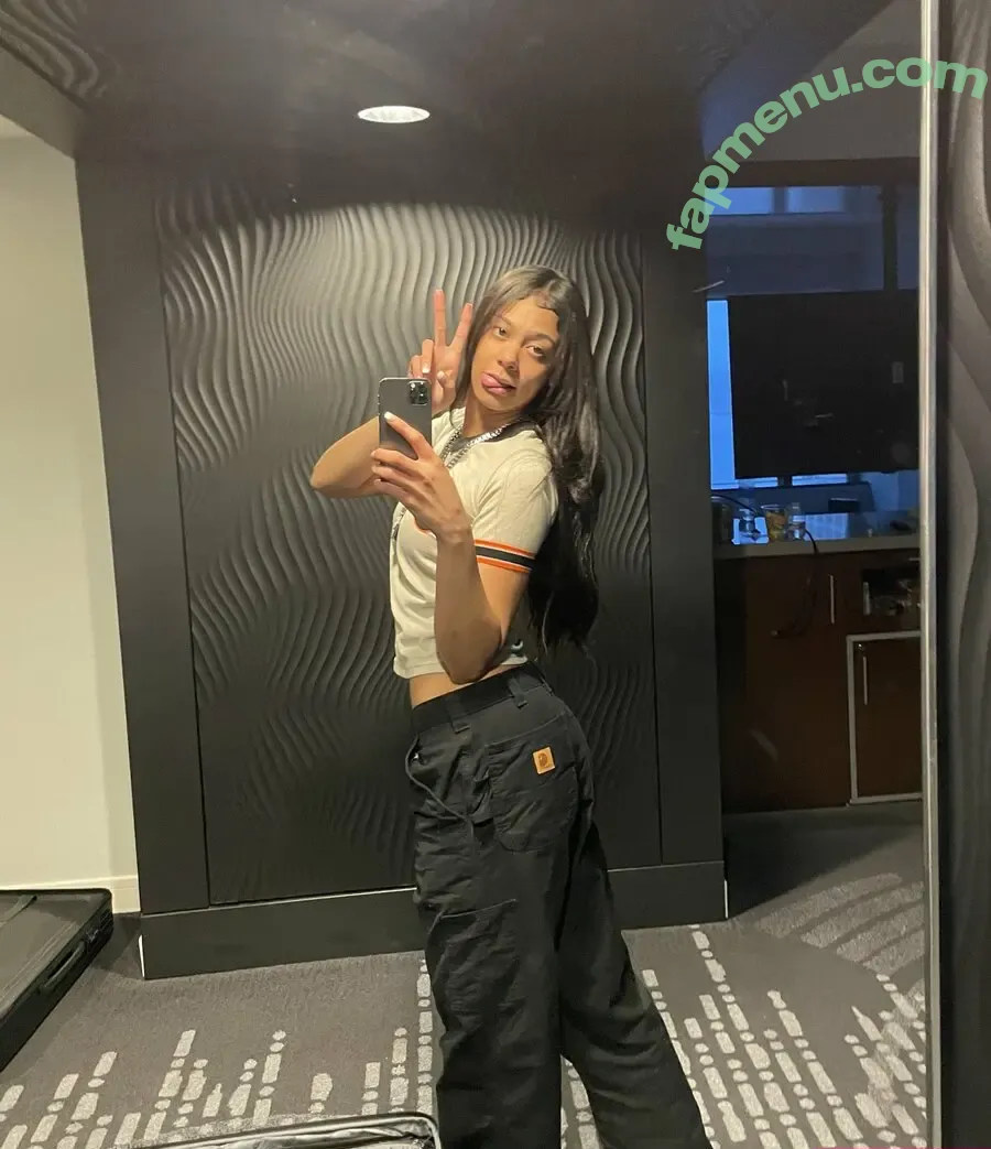 Karrahbooo nude photo #0037 (Karrahbooo)