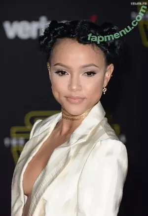Karrueche Tran / Karrueche nude photo #0055