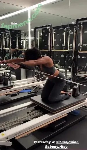 Karrueche Tran / Karrueche / itskarrueche nude photo #0559