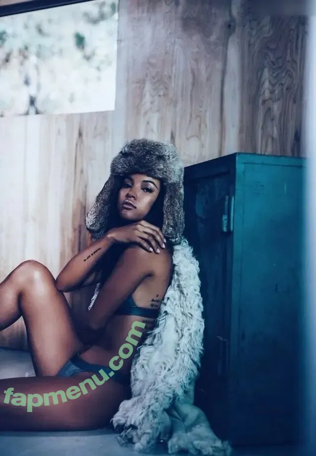 Karrueche Tran nude photo #0034 (Karrueche)