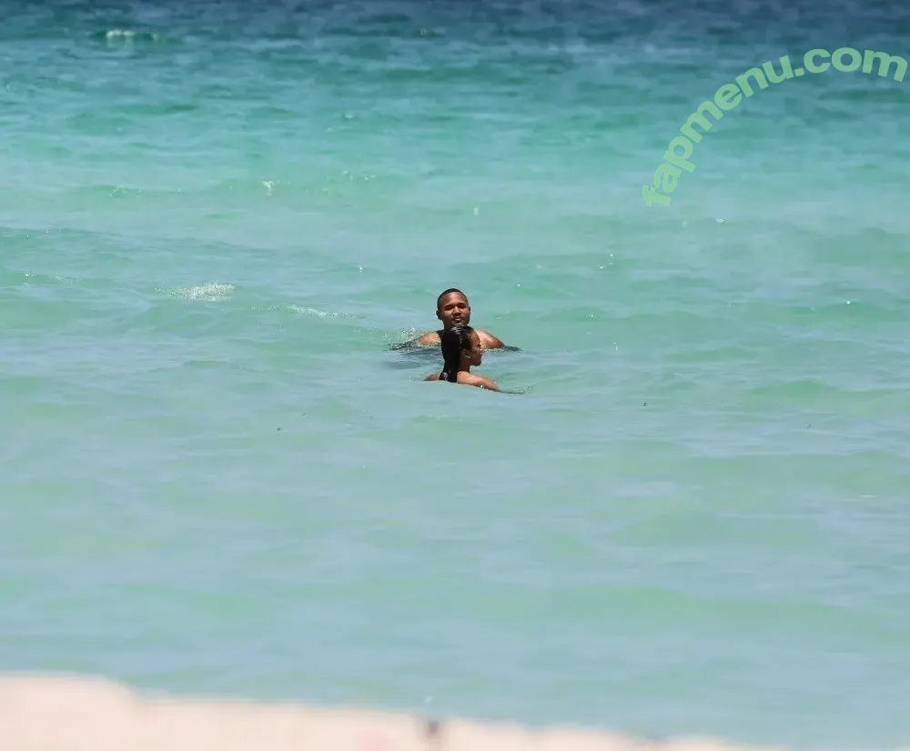 Karrueche Tran nude photo #0107 (Karrueche)