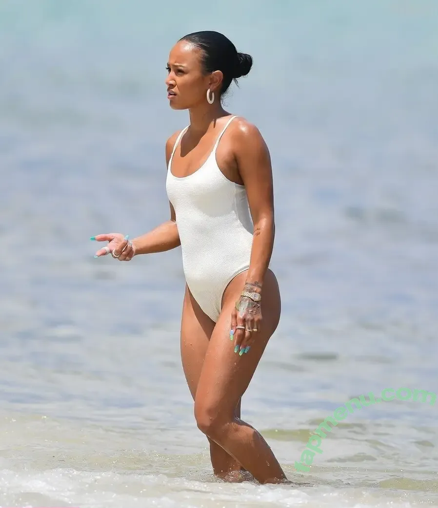 Karrueche Tran nude photo #0184 (Karrueche)