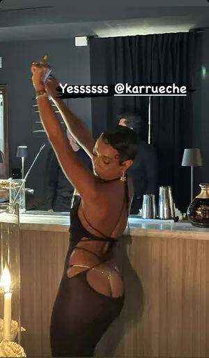 Karrueche nude photo #0023