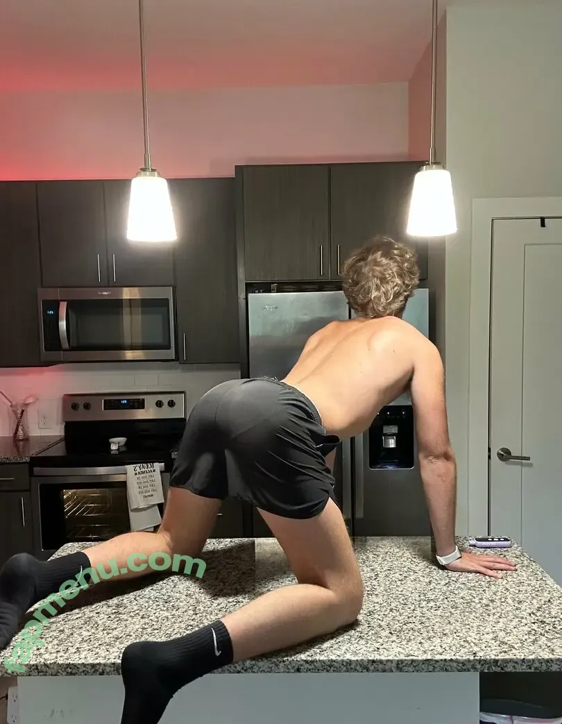 karsen.scott nude photo #0111 (karsoncscott)