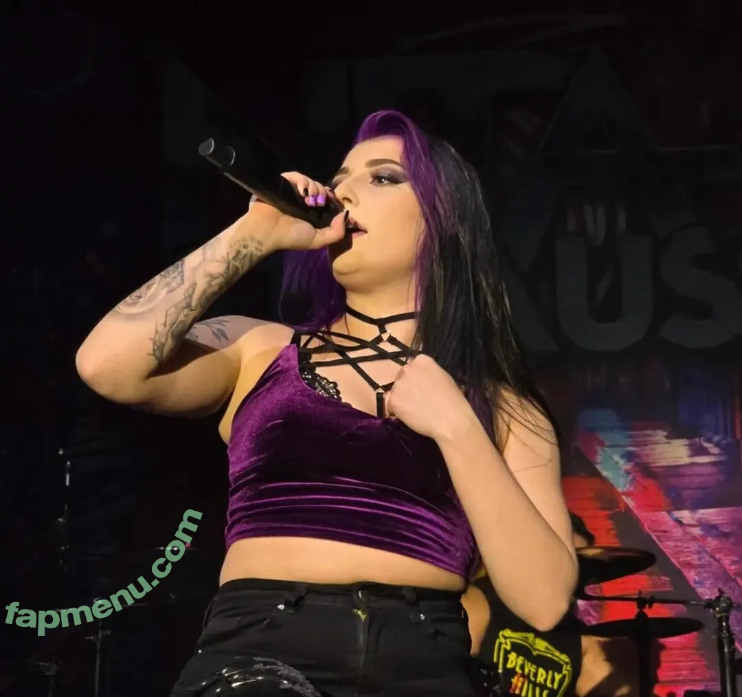 Kasey Karlsen nude photo #0056 (Deadlands Singer / kaseykarlsen)